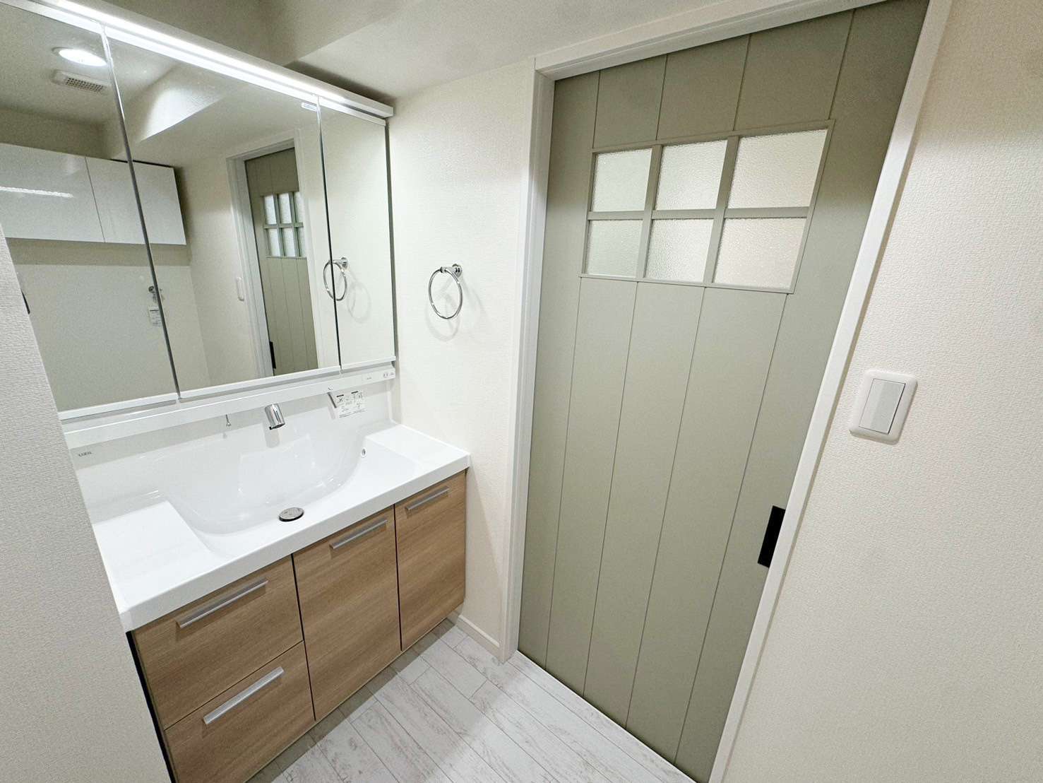 洗面所・ランドリールーム　リフォーム リノベーション　船橋市